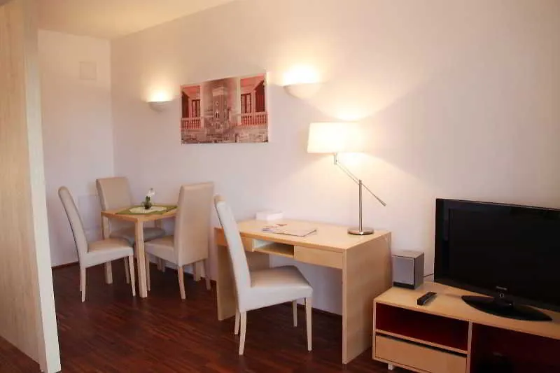 Checkvienna Apartment Maria Theresien Strasse Österrike